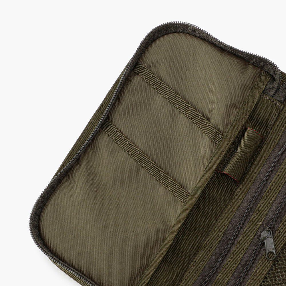 Buy JET TRIP CASE for USD 96.00 | BRIEFING
